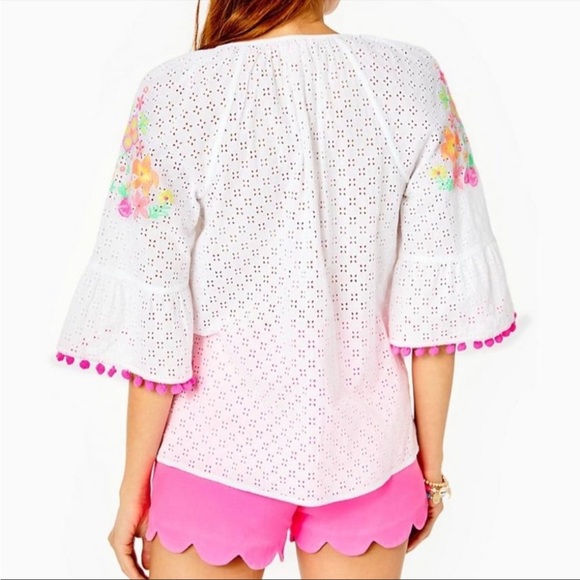 Lilly Pulitzer Morgain White Embroidered Eyelet Top Size XS NWT - Picture 2 of 12
